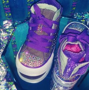 Size 4 toddler custom converse chucks